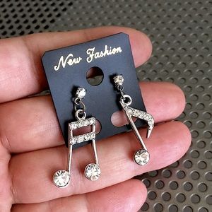 🖤New music note fashion earrings